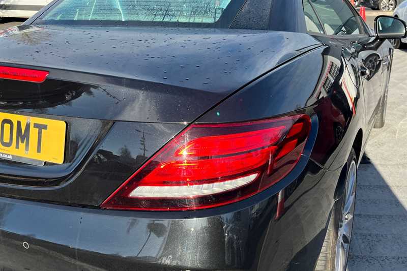 Used Mercedes-Benz SLC 2018 for sale - 76593846: Photo 33