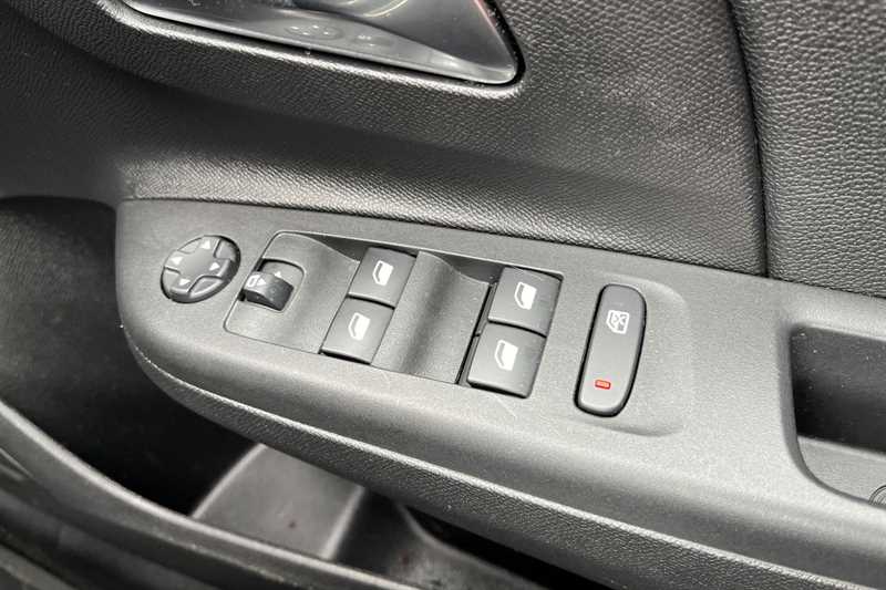 Used Vauxhall Corsa 2024 for sale - 76169049: Photo 16