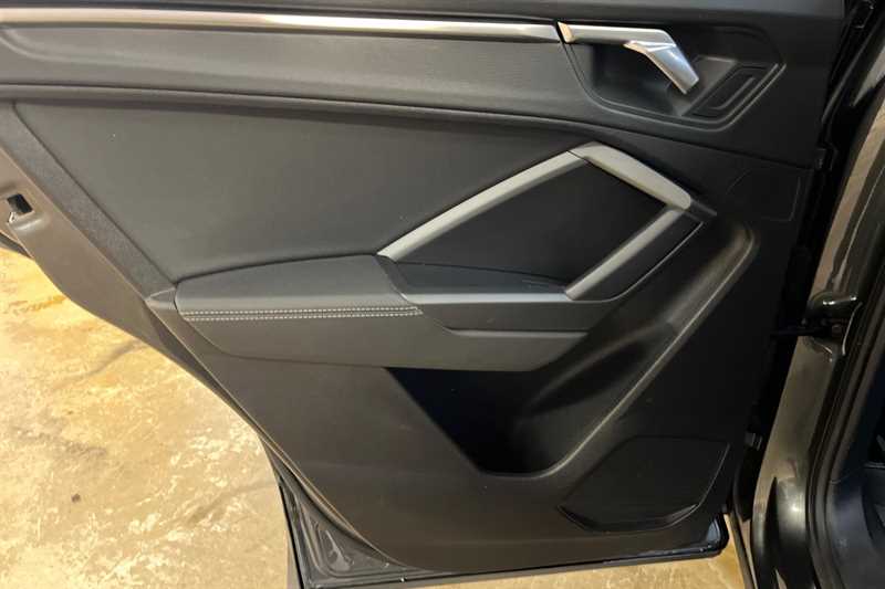 Used Audi Q3 2022 for sale - 77471109: Photo 29