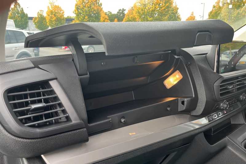 Used Vauxhall Vivaro 2025 for sale - 76434900: Photo 30