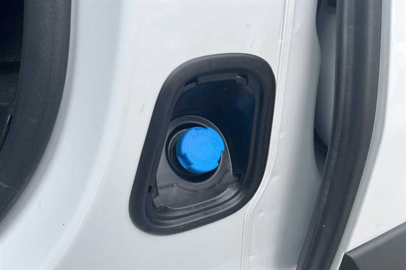 Used Vauxhall Vivaro 2025 for sale - 76434900: Photo 32