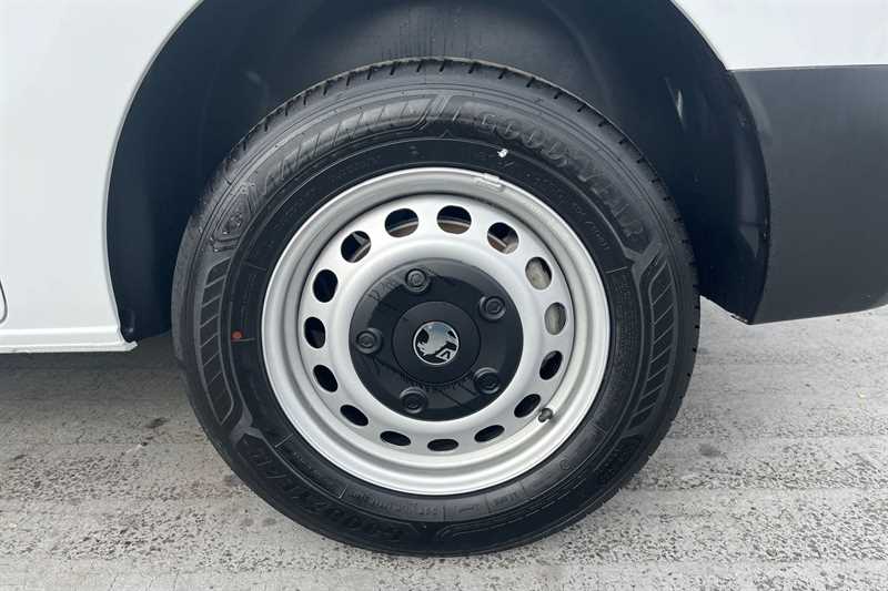 Used Vauxhall Vivaro 2025 for sale - 76434900: Photo 35