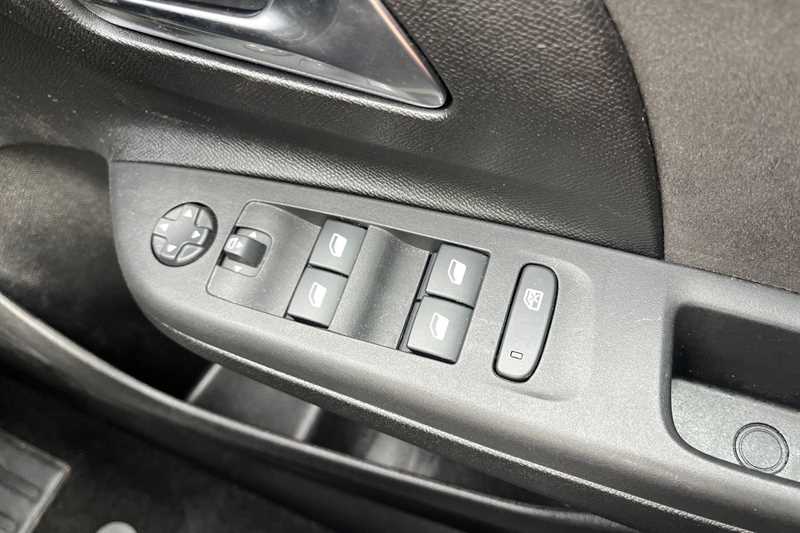 Used Vauxhall Corsa 2024 for sale - 77471175: Photo 16