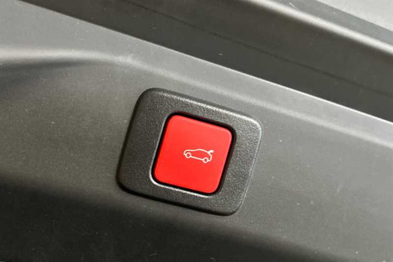 Used Peugeot 3008 2024 for sale - 78159083: Photo 42