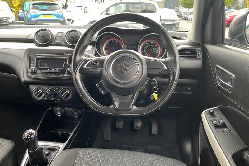 Used Suzuki Swift 2019 for sale - 76204456: Photo 11