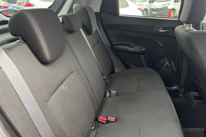 Used Suzuki Swift 2019 for sale - 76204456: Photo 23
