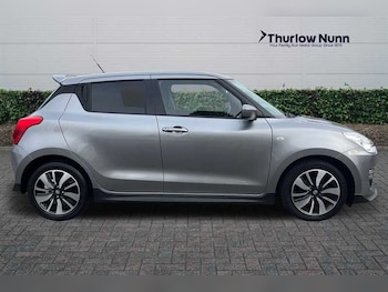 Used Suzuki Swift 2019 for sale - 76204456: Photo 2