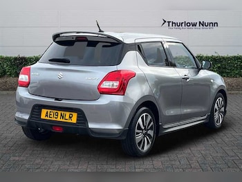 Used Suzuki Swift 2019 for sale - 76204456: Photo 3