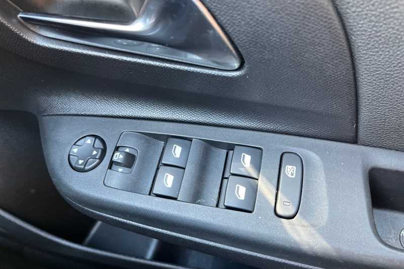 Used Vauxhall Corsa 2023 for sale - 77146314: Photo 16