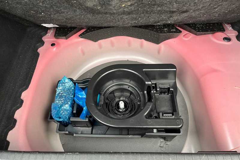 Used Vauxhall Corsa 2023 for sale - 76661332: Photo 42