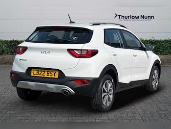 Used Kia Stonic 2022 for sale - 75759172: Photo