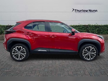 Used Toyota Yaris Cross 2023 for sale - 79350701: Photo
