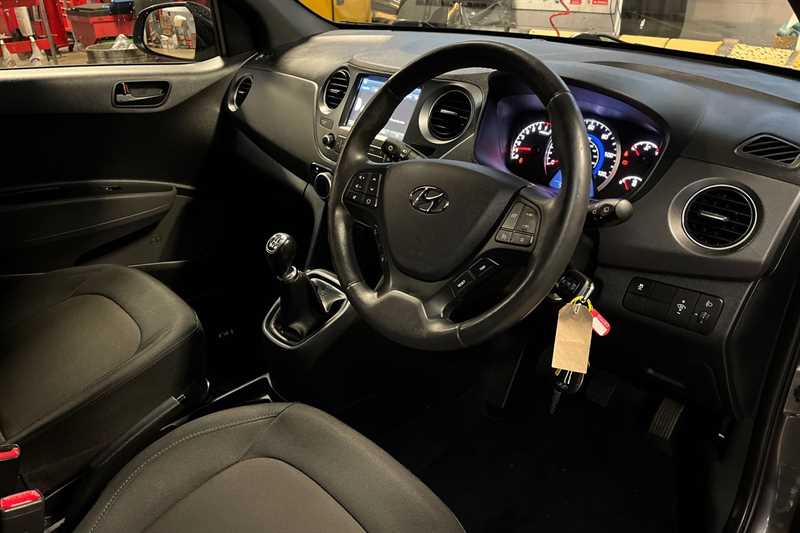 Used Hyundai i10 2019 for sale - 77513541: Photo 10