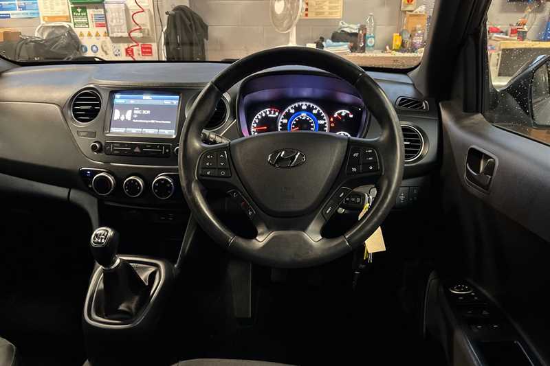 Used Hyundai i10 2019 for sale - 77513541: Photo 11