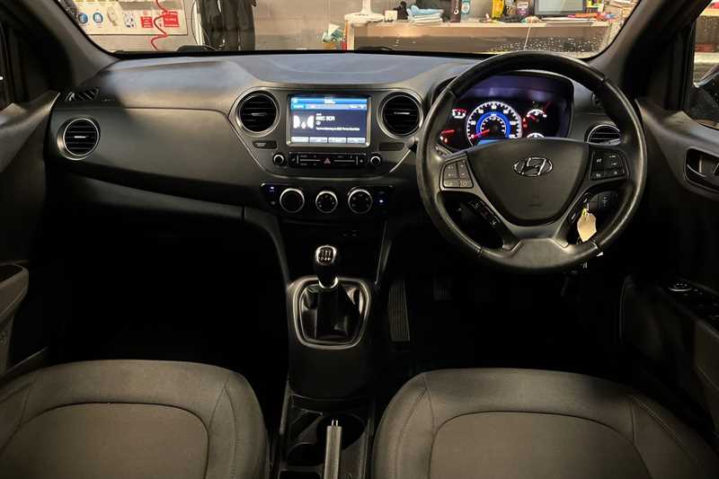 Used Hyundai i10 2019 for sale - 77513541: Photo 12