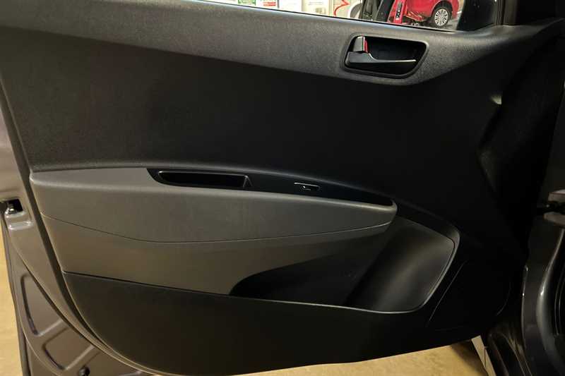 Used Hyundai i10 2019 for sale - 77513541: Photo 28