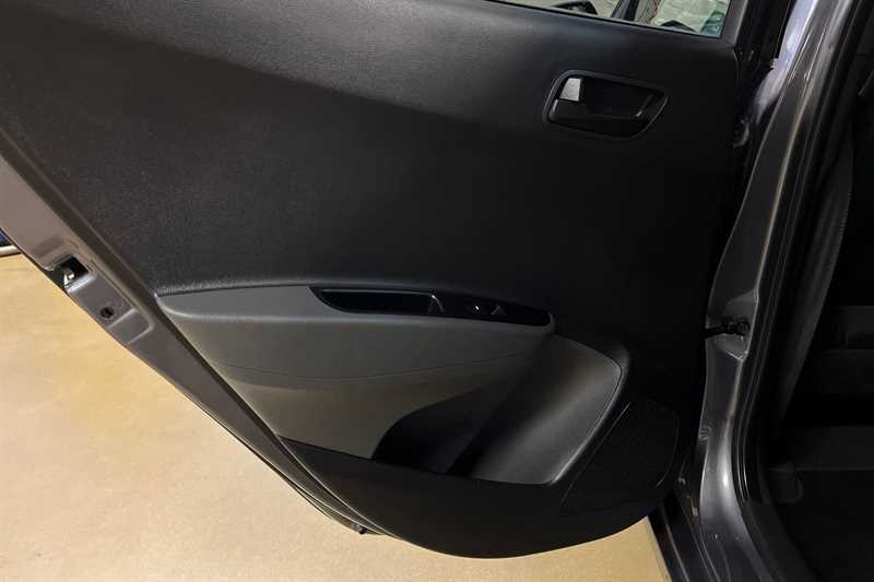 Used Hyundai i10 2019 for sale - 77513541: Photo 30