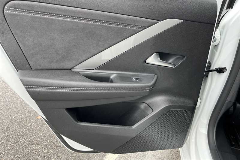 Used Vauxhall Astra 2024 for sale - 76501682: Photo 29