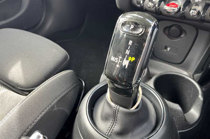 Used MINI Hatch 2019 for sale - 76204187: Photo 45