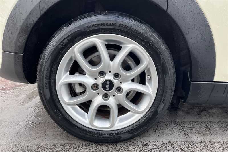 Used MINI Hatch 2019 for sale - 76204187: Photo 9