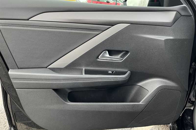 Used Vauxhall Astra 2023 for sale - 77471232: Photo 27