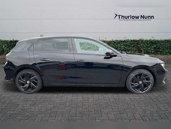 Used Vauxhall Astra 2023 for sale - 75389768: Photo