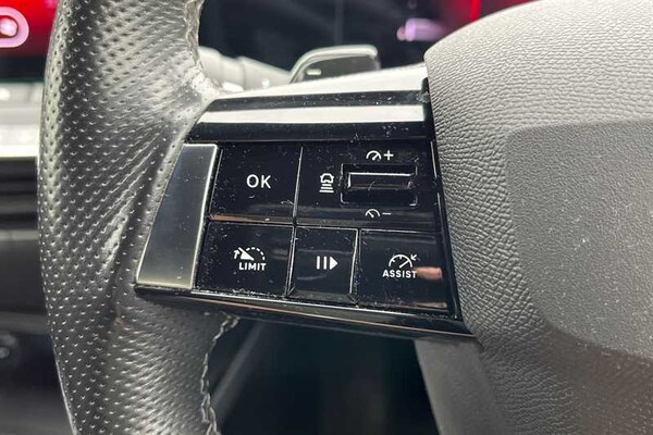 Used Vauxhall Astra 2023 for sale - 76272679: Photo 21