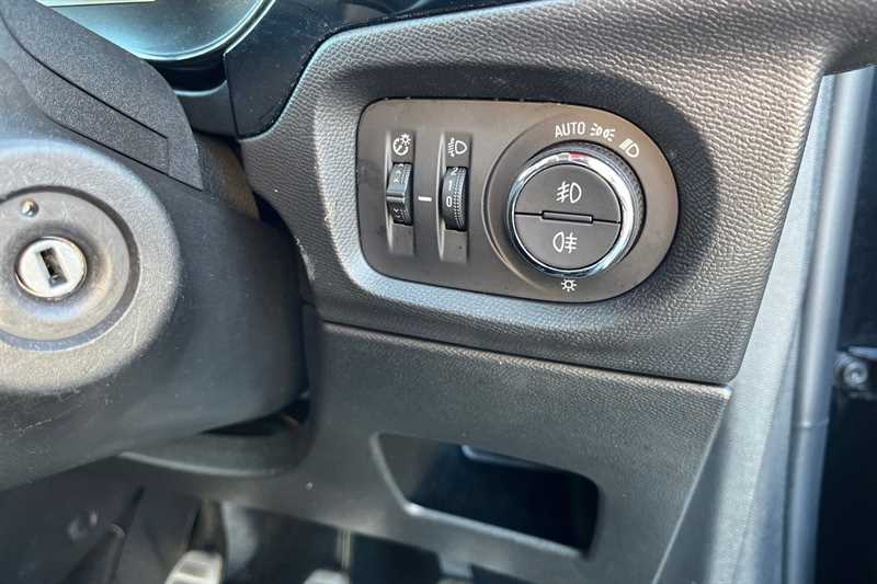 Used Vauxhall Corsa 2023 for sale - 76204311: Photo 51