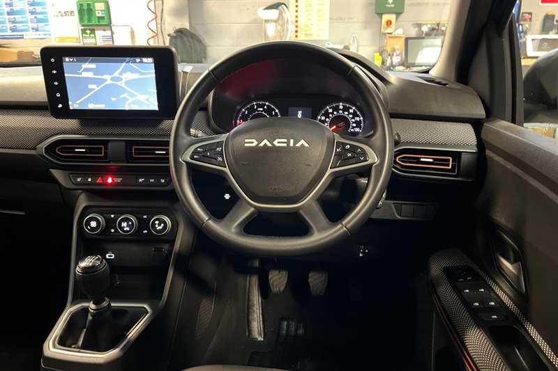 Used Dacia Sandero Stepway 2023 for sale - 77471785: Photo 11