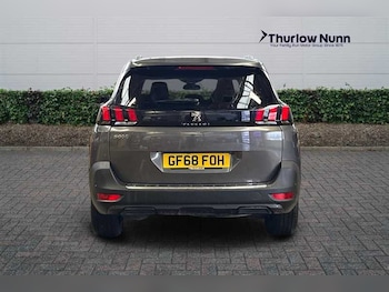 Used Peugeot 5008 2018 for sale - 77146988: Photo
