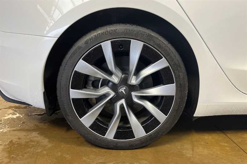 Used Tesla Model 3 2024 for sale - 77512958: Photo 9