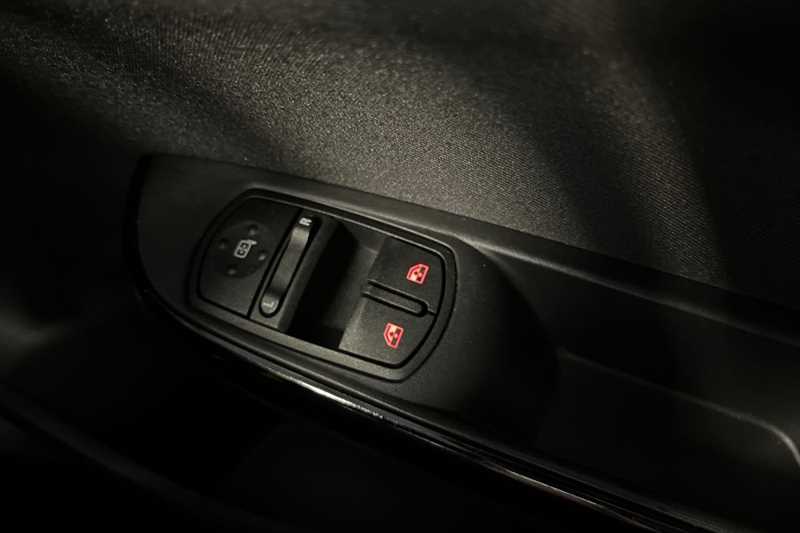 Used Vauxhall Corsa 2018 for sale - 77512807: Photo 16