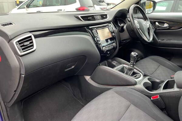 Used Nissan Qashqai 2017 for sale - 76204235: Photo 13