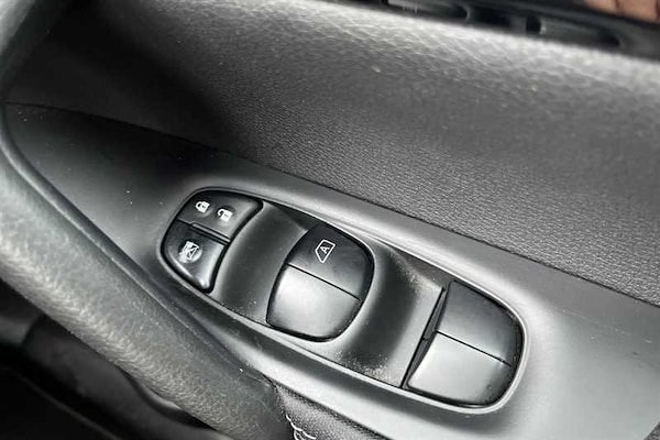 Used Nissan Qashqai 2017 for sale - 76204235: Photo 16