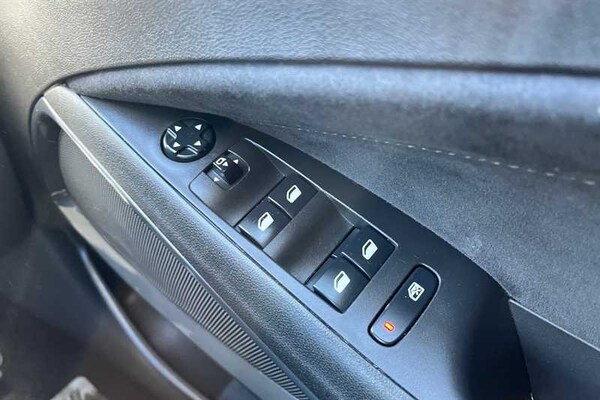 Used Vauxhall Crossland 2022 for sale - 76204422: Photo 16