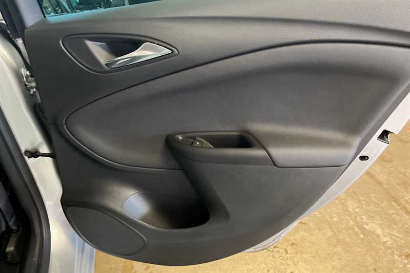 Used Vauxhall Astra 2019 for sale - 77145951: Photo 40