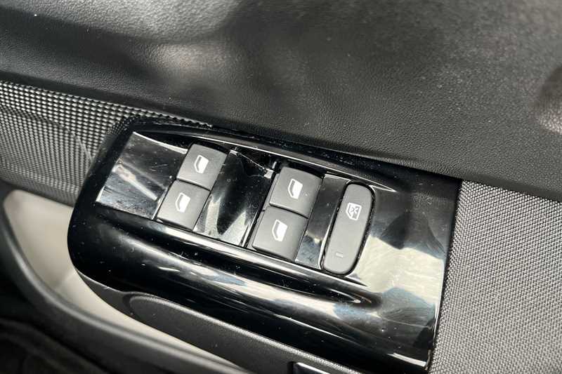 Used Citroen C3 2023 for sale - 76487653: Photo 16