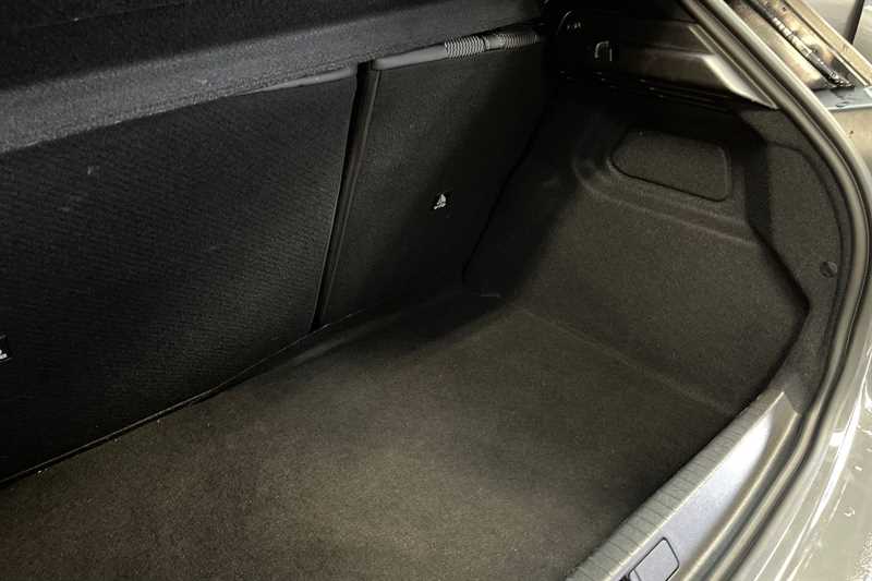 Used Peugeot 208 2024 for sale - 77513312: Photo 39