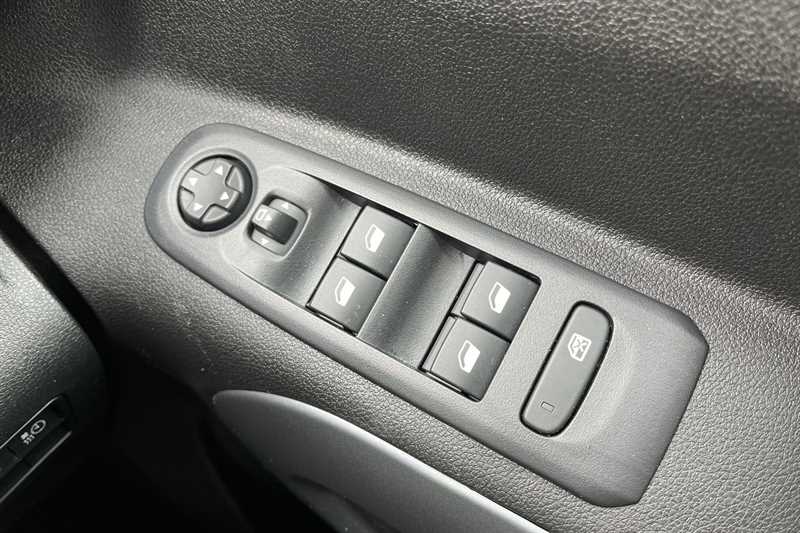 Used Vauxhall Combo Life Electric 2025 for sale - 76261942: Photo 16