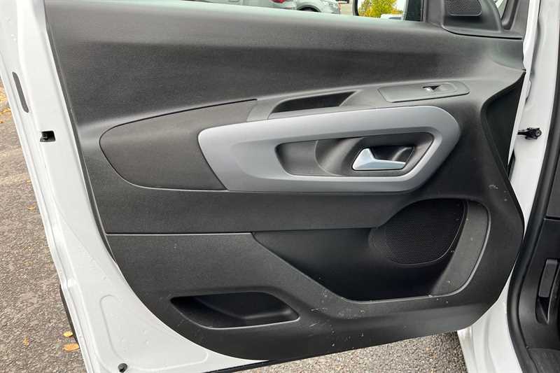 Used Vauxhall Combo Life Electric 2025 for sale - 76261942: Photo 27