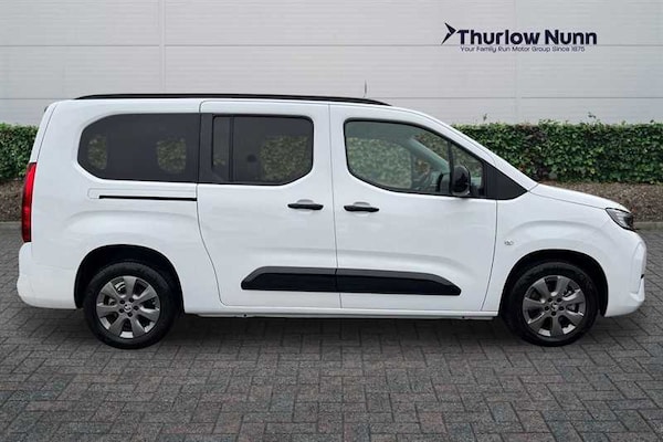 Used Vauxhall Combo Life Electric 2025 for sale - 76261942: Photo 2