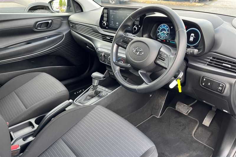 Used Hyundai i20 2023 for sale - 76204408: Photo 10