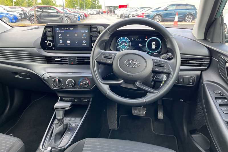 Used Hyundai i20 2023 for sale - 76204408: Photo 11