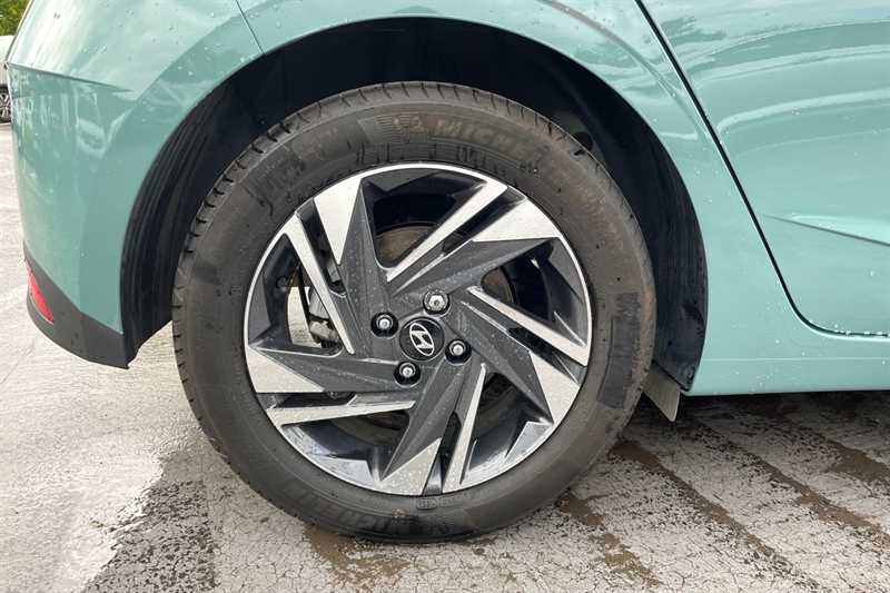 Used Hyundai i20 2023 for sale - 76204408: Photo 9