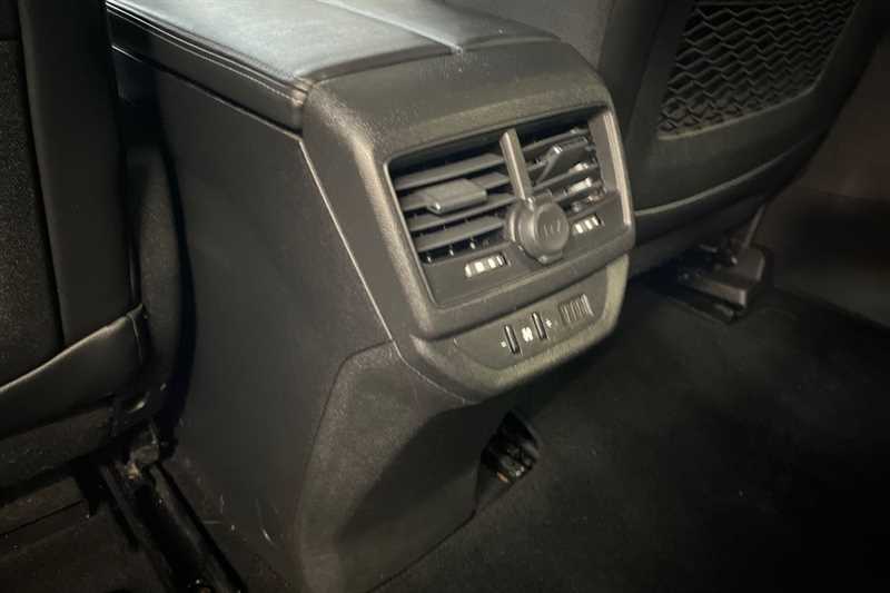 Used Peugeot 5008 2018 for sale - 77513102: Photo 32