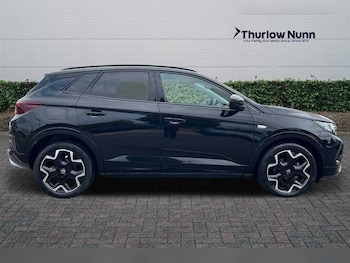 Used Vauxhall Grandland 2022 for sale - 76169015: Photo 2