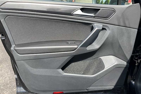 Used Volkswagen Tiguan 2022 for sale - 75710359: Photo 27