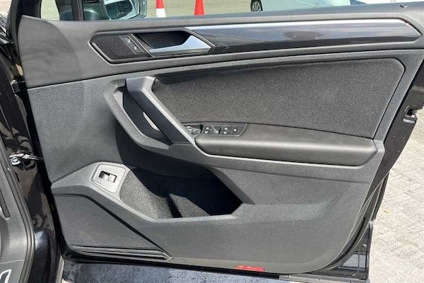 Used Volkswagen Tiguan 2022 for sale - 75710359: Photo 46