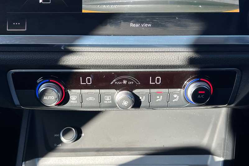 Used Audi Q3 2021 for sale - 76204195: Photo 15
