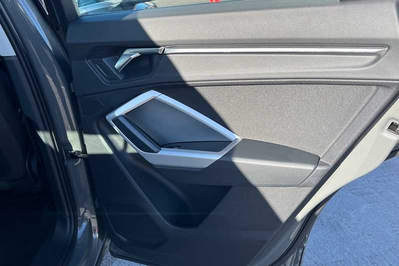Used Audi Q3 2021 for sale - 76204195: Photo 43